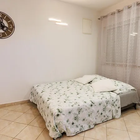 Nikoleto * Zadar