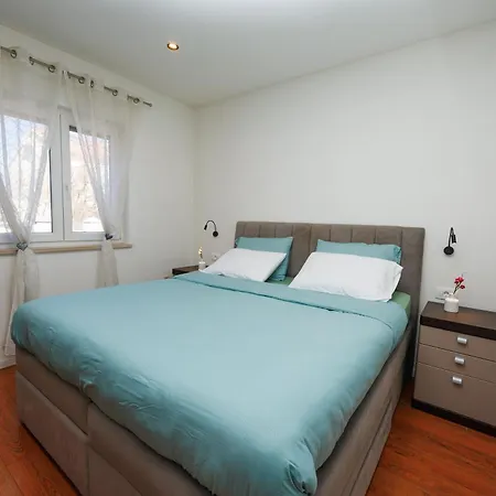 Nikoleto Apartment *