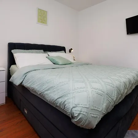 Nikoleto Apartament Zadar