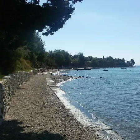 Apartment Nikoleto *