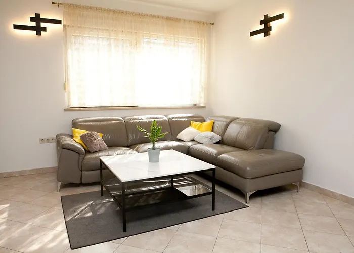 아파트 Nikoleto *