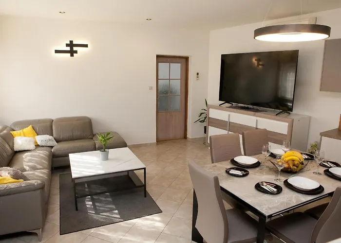 아파트 Nikoleto *