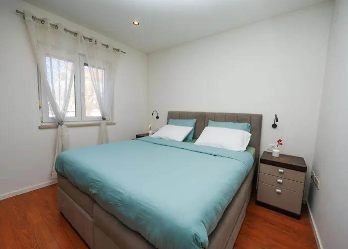 Nikoleto 아파트 *